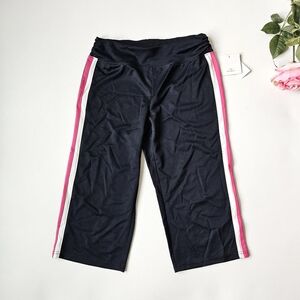 NWT Pure Silver Petite Medium Black Pink Athletic Capri Track Pants